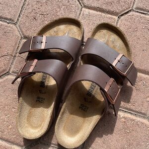 Size 38 (size 7-7.5 US) Birkenstock sandals